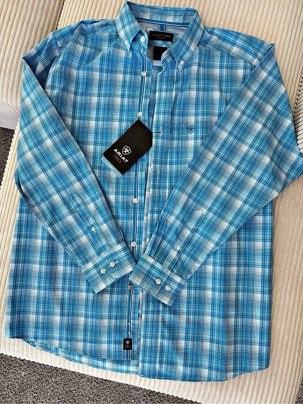 Ariat Pro Series Classic Fit Plaid Cotton Shirt Blue & White Size Medium NWT